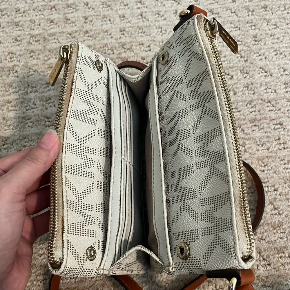 MICHAEL KORS Fulton Small White Saffiano Leather Crossbody Purse MK monogram - Picture 10 of 16